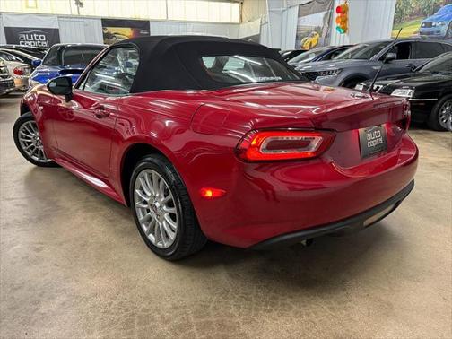 2017 FIAT 124 Spider Base