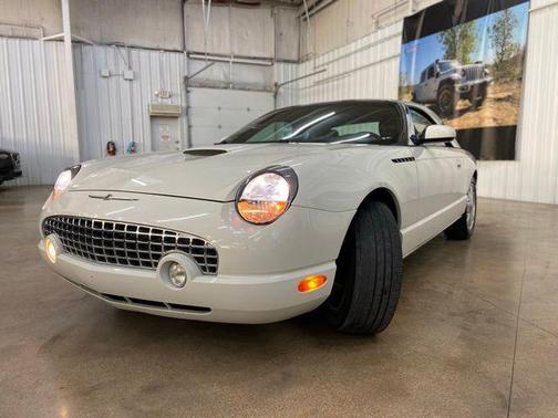 2002 Ford Thunderbird Base