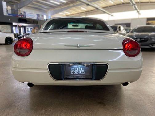 2002 Ford Thunderbird Base