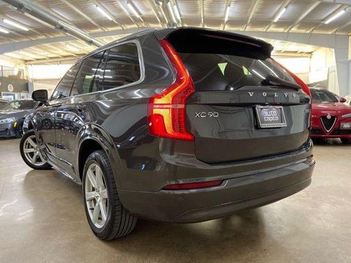2023 Volvo XC90 B5 Core