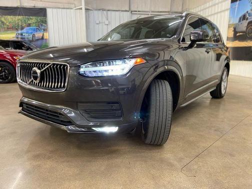 2023 Volvo XC90 B5 Core