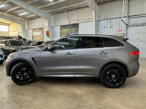 2020 Jaguar F-PACE SVR P550 AWD Automatic