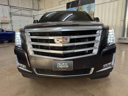 Dark Granite Metallic 2017 Cadillac Escalade Luxury