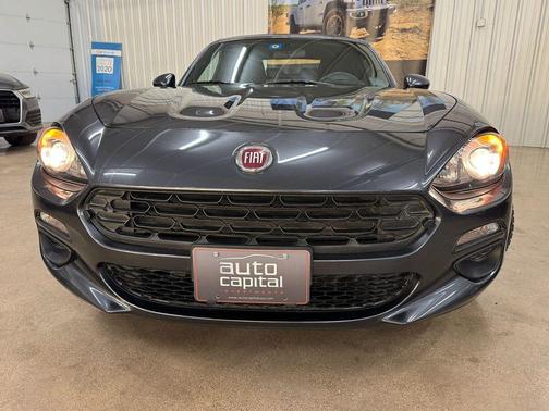 2017 FIAT 124 Spider Base