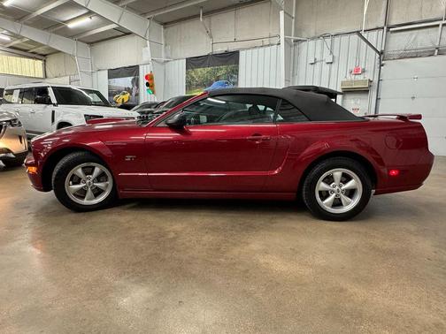 2007 Ford Mustang GT Premium