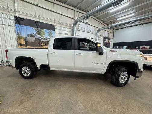 2023 Chevrolet Silverado 2500 LT