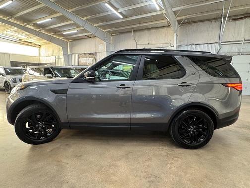 2017 Land Rover Discovery HSE LUXURY