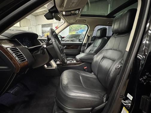2020 Land Rover Range Rover 3.0L V6 Supercharged HSE