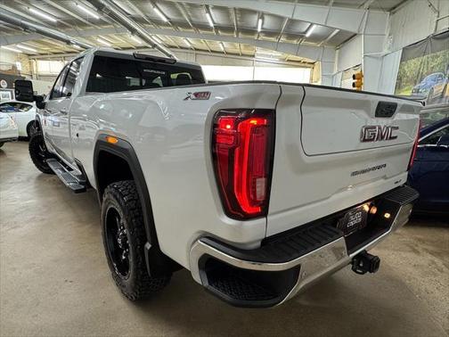 2021 GMC Sierra 2500 SLT