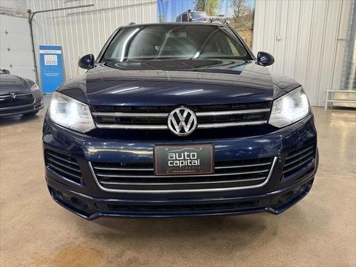 2014 Volkswagen Touareg 3.6L R-Line
