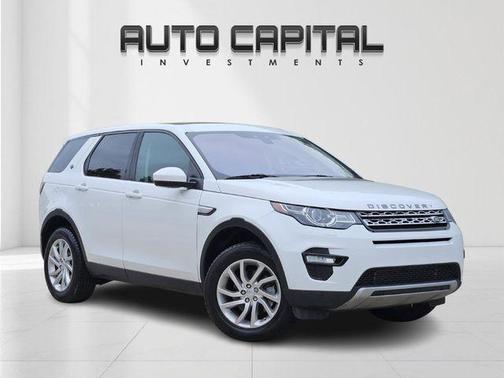 White 2017 Land Rover Discovery Sport HSE