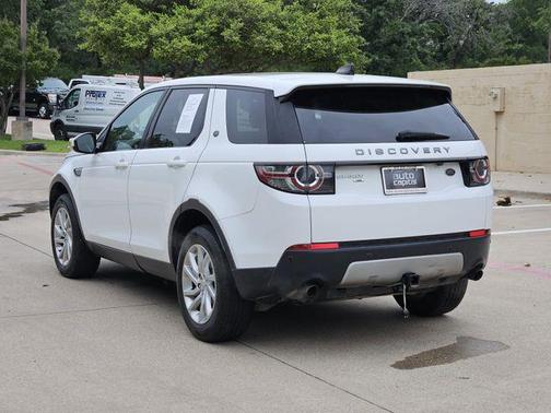 White 2017 Land Rover Discovery Sport HSE