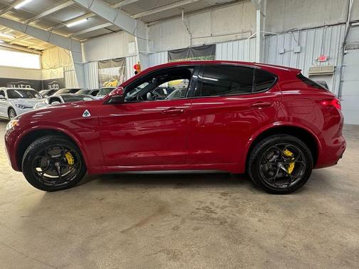 2018 Alfa Romeo Stelvio Ti Sport