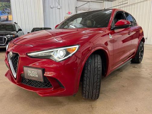 2018 Alfa Romeo Stelvio Quadrifoglio