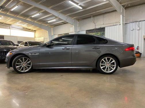 2016 Jaguar XF 35t R-Sport