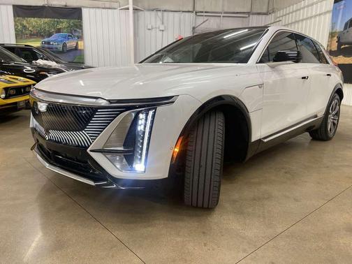 2024 Cadillac LYRIQ Luxury
