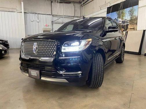 Black Metallic 2019 Lincoln Navigator Reserve