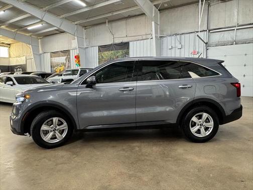 2021 Kia Sorento LX