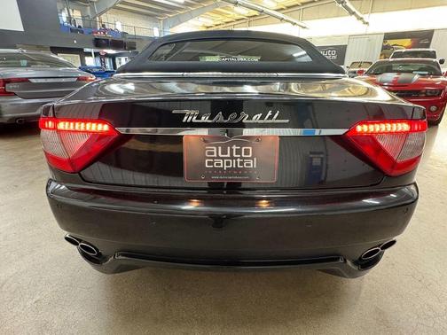 2012 Maserati GranTurismo Base