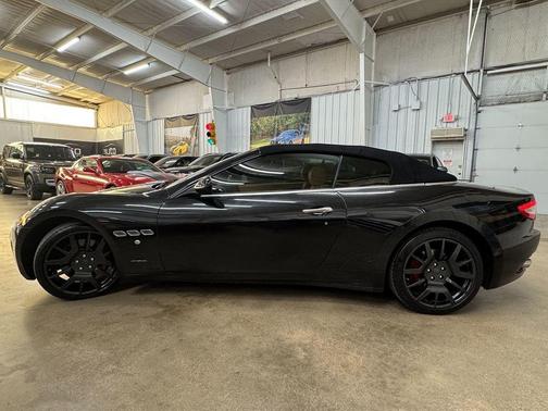 2012 Maserati GranTurismo Base