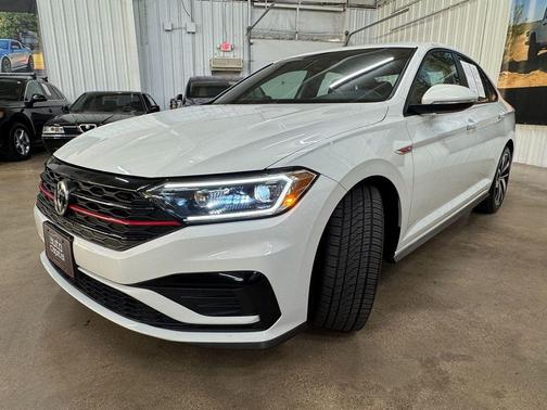 2019 Volkswagen Jetta GLI 2.0T S