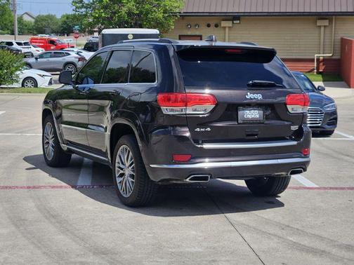 Luxury Brown Pearlcoat 2017 Jeep Grand Cherokee Summit