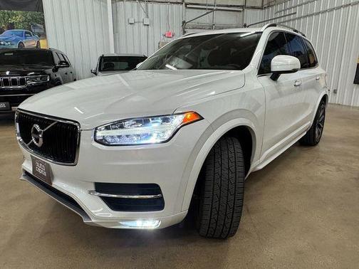 2018 Volvo XC90 T5 Momentum