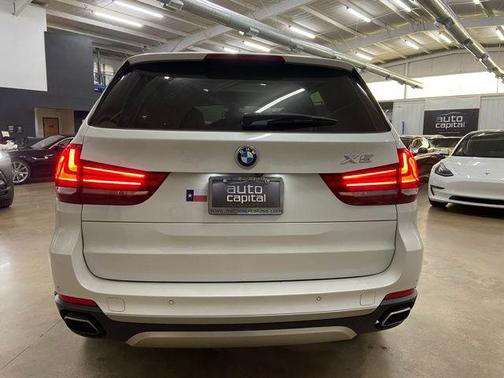 White Metallic 2018 BMW X5 eDrive xDrive40e