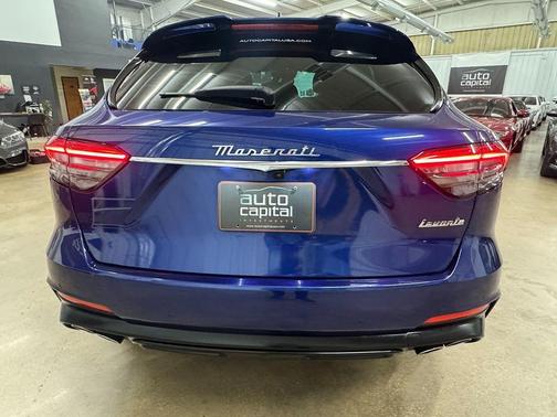 2022 Maserati Levante Modena