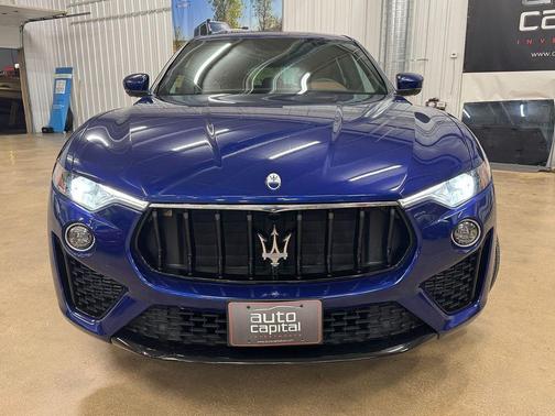 2022 Maserati Levante Modena