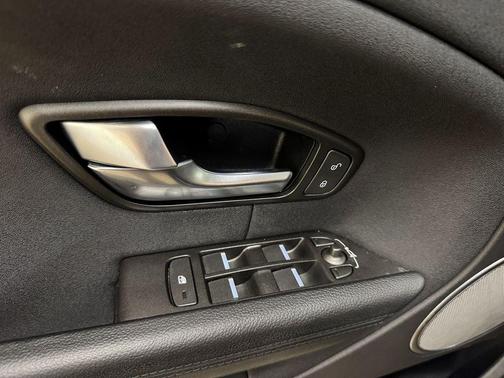 2018 Land Rover Range Rover Evoque SE