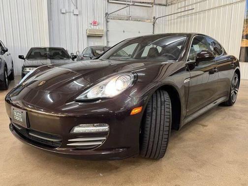 Mahogany Metallic 2010 Porsche Panamera 4S