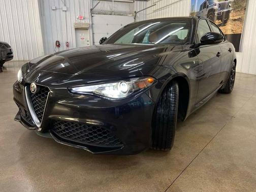 2022 Alfa Romeo Giulia Ti