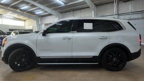 Glacial White Pearl 2023 Kia Telluride S