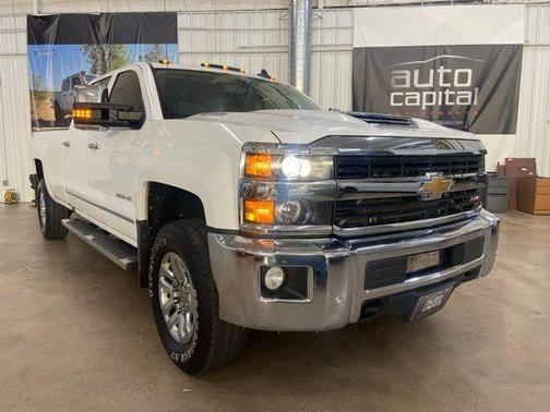 Summit White 2017 Chevrolet Silverado 3500 LTZ