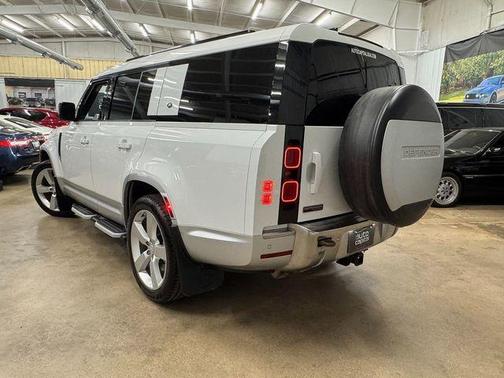 2023 Land Rover Defender 130 First Edition