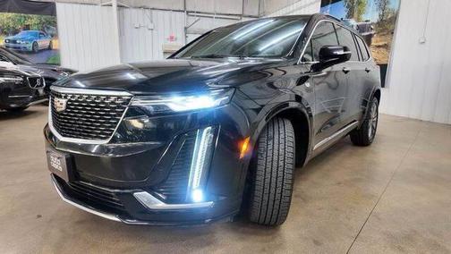Stellar Black Metallic 2021 Cadillac XT6 Premium Luxury AWD