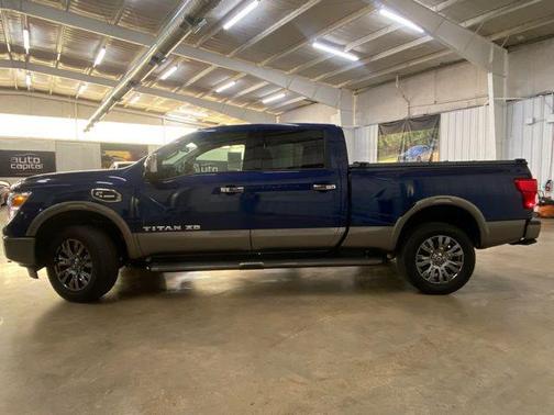 2019 Nissan Titan XD Platinum Reserve