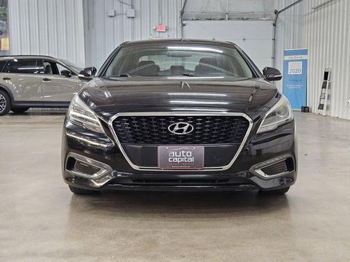 Eclipse Black 2017 Hyundai SONATA Hybrid Limited