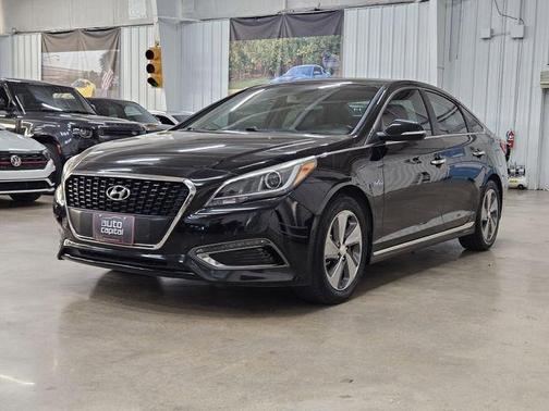Eclipse Black 2017 Hyundai SONATA Hybrid Limited