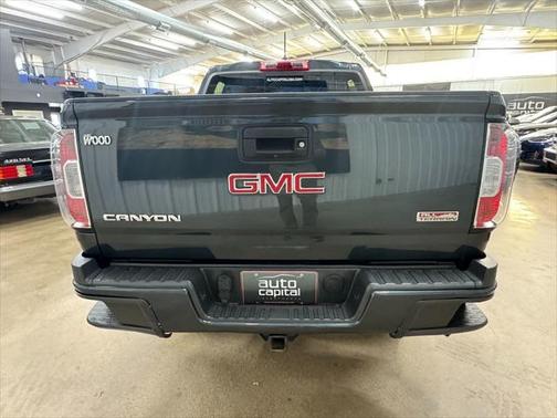 2017 GMC Canyon SLE
