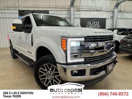 Oxford White 2019 Ford F-250 Lariat