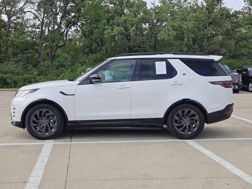 White 2022 Land Rover Discovery P300 S R-Dynamic