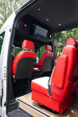 2019 Mercedes-Benz Sprinter 2500 Standard Roof