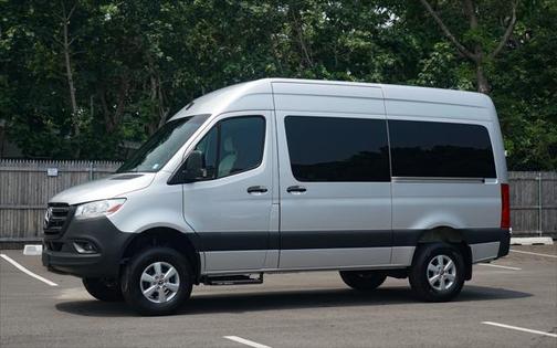 2019 Mercedes-Benz Sprinter 2500 Standard Roof