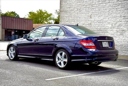 2010 Mercedes-Benz C-Class C 300 4MATIC Luxury