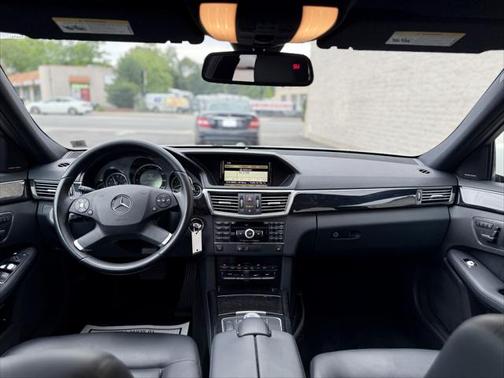 2010 Mercedes-Benz E-Class 4MATIC