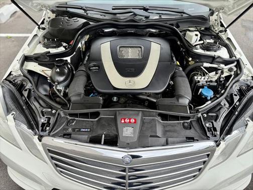 2010 Mercedes-Benz E-Class 4MATIC