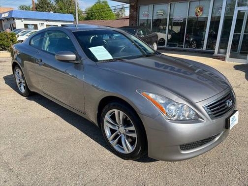 2009 INFINITI G37x Base