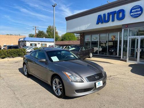 2009 INFINITI G37x Base